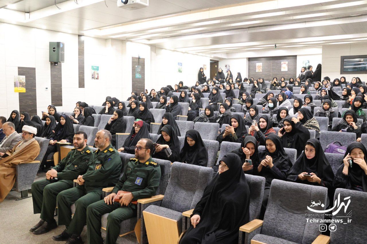 اعزام ۲۴۰ دانشآموز شهرقدسی به مناطق عملیاتی جنوب