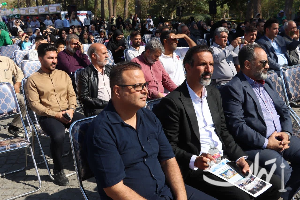 برگزاری آیین افتتاحیه سومین جشنواره گلکلم کهریزک