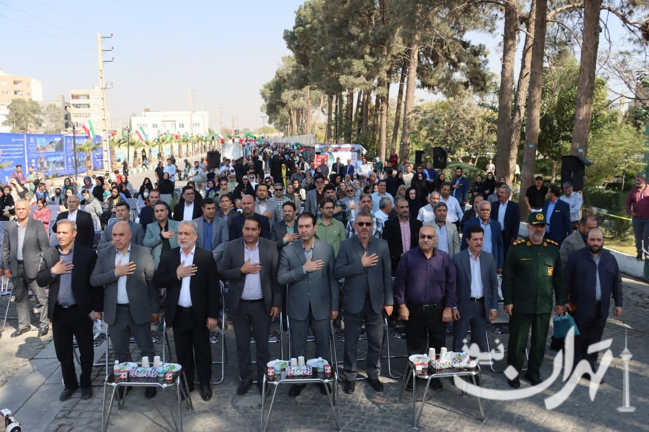 برگزاری آیین افتتاحیه سومین جشنواره گلکلم کهریزک